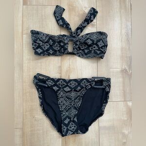 Black and White Patterned Bikini Set